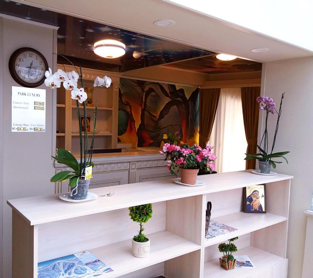 Park Luxury Rooms 프레데알 외부 사진